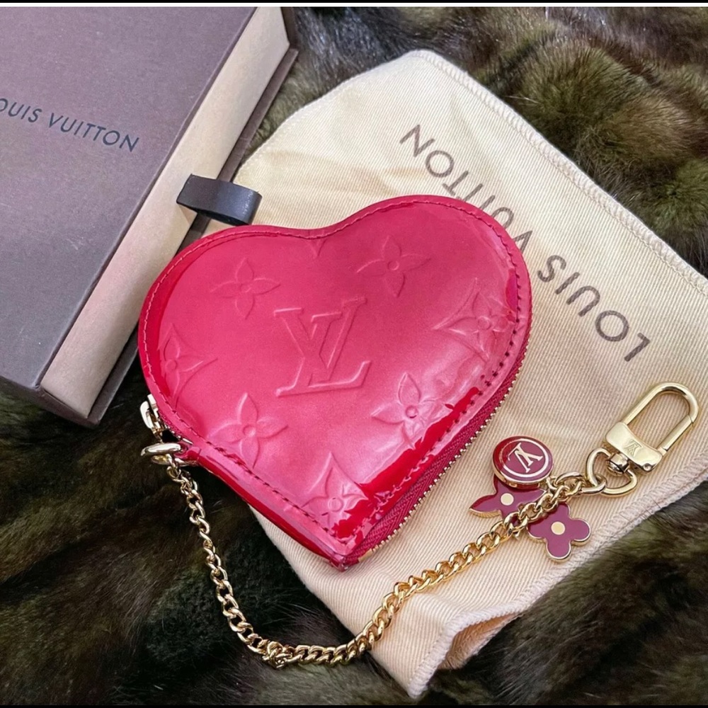 Rare Auth LOUIS VUITTON Verni Coin Case Wallet Red